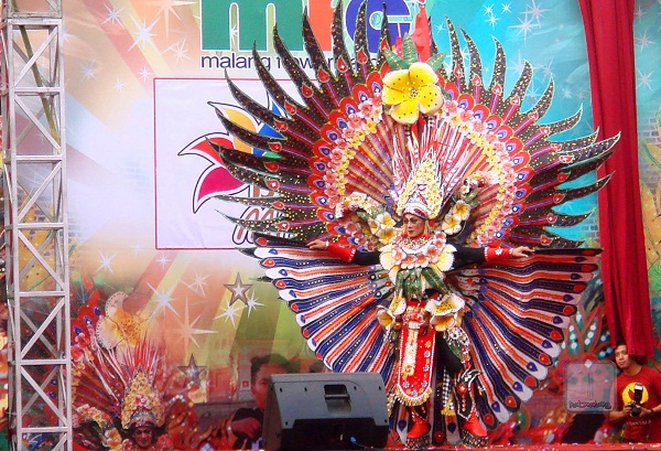 Malang Flower Carnival 2016 : “Archipelago Cultural Festival”