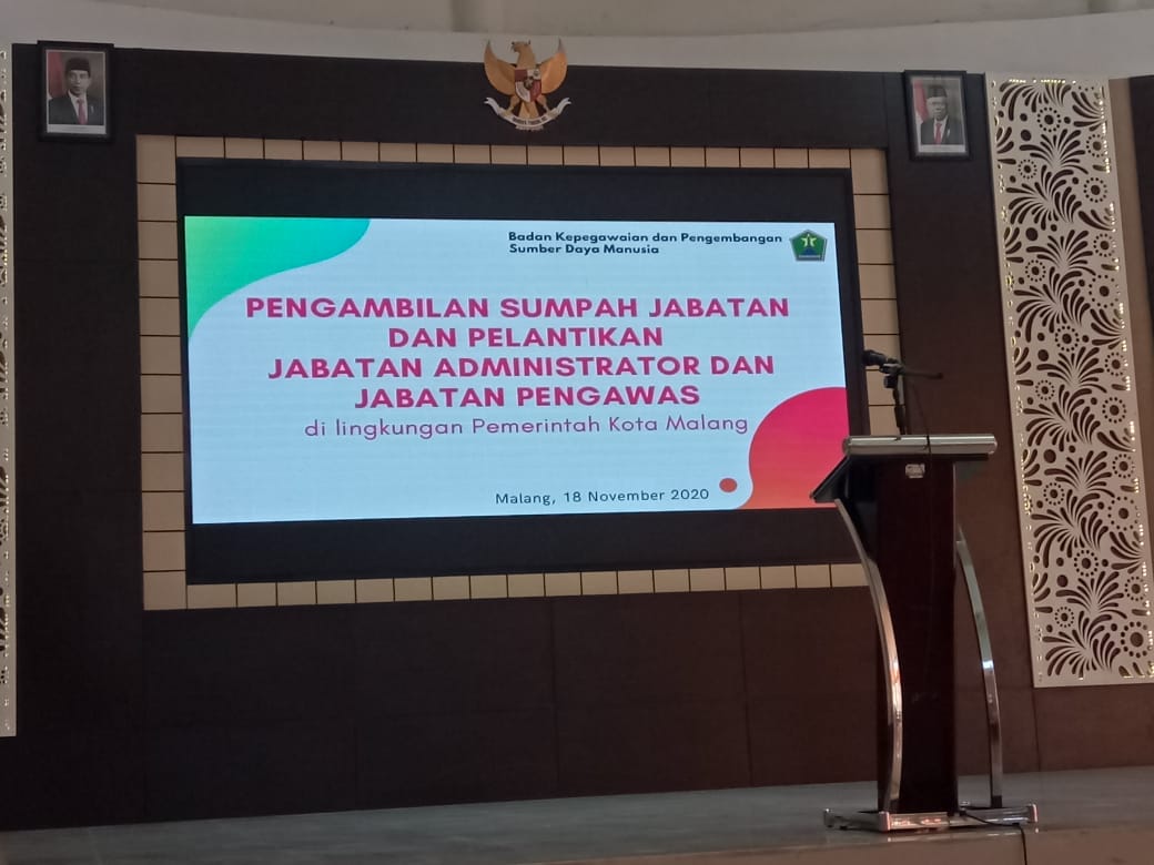 Pelantikan dan Pengambilan Sumpah Jabatan Administrator dan Pengawas Pemerintah Kota Malang November 2020