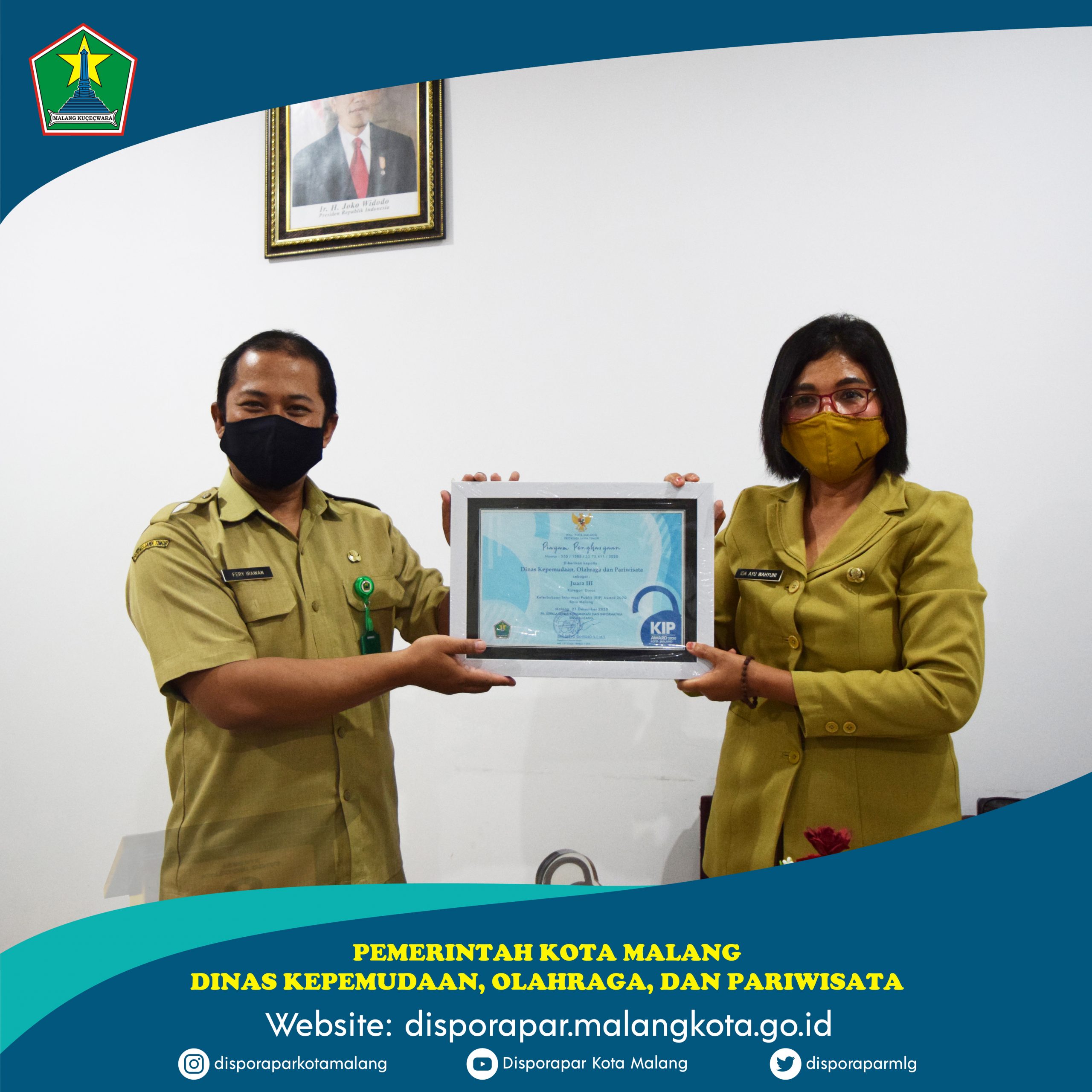 Disporapar Kota Malang Menerima Hadiah Penghargaan di Ajang Awarding Day 2020