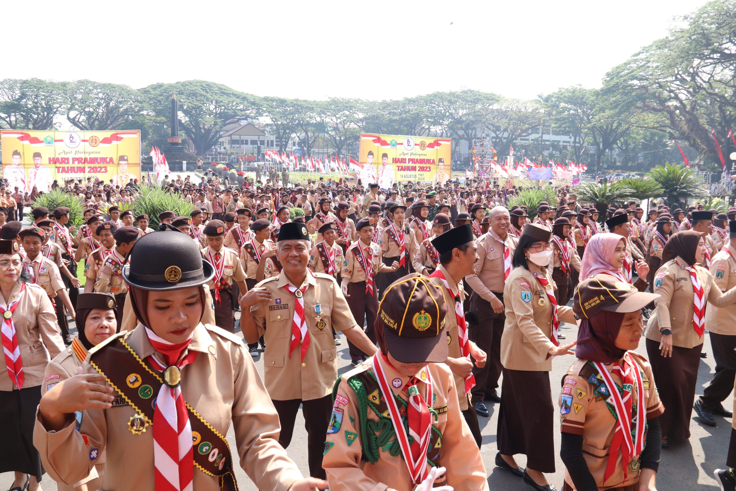 Kadisporapar Kota Malang Raih Penghargaan Pramuka Pancawarsa